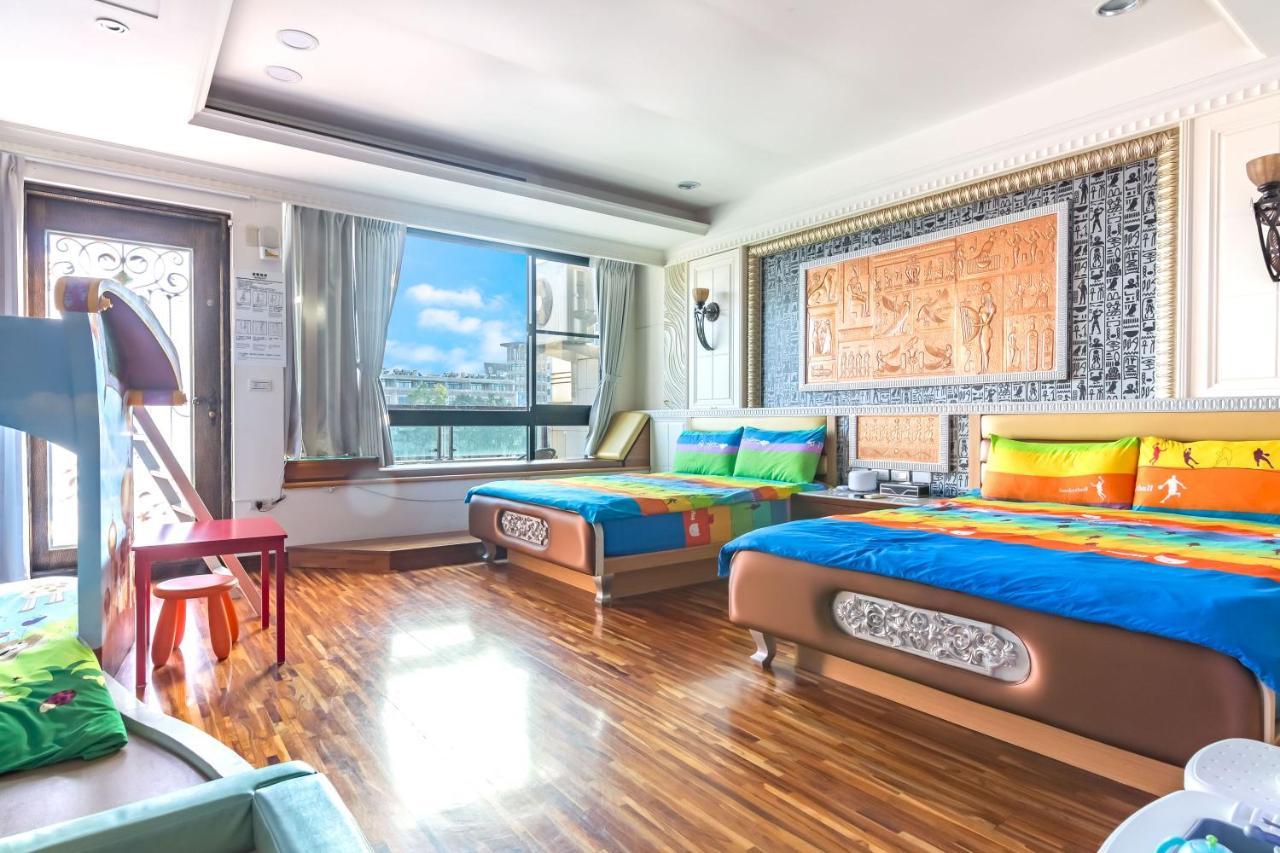 Haian Stay Riverside Bed And Breakfast تاينان المظهر الخارجي الصورة